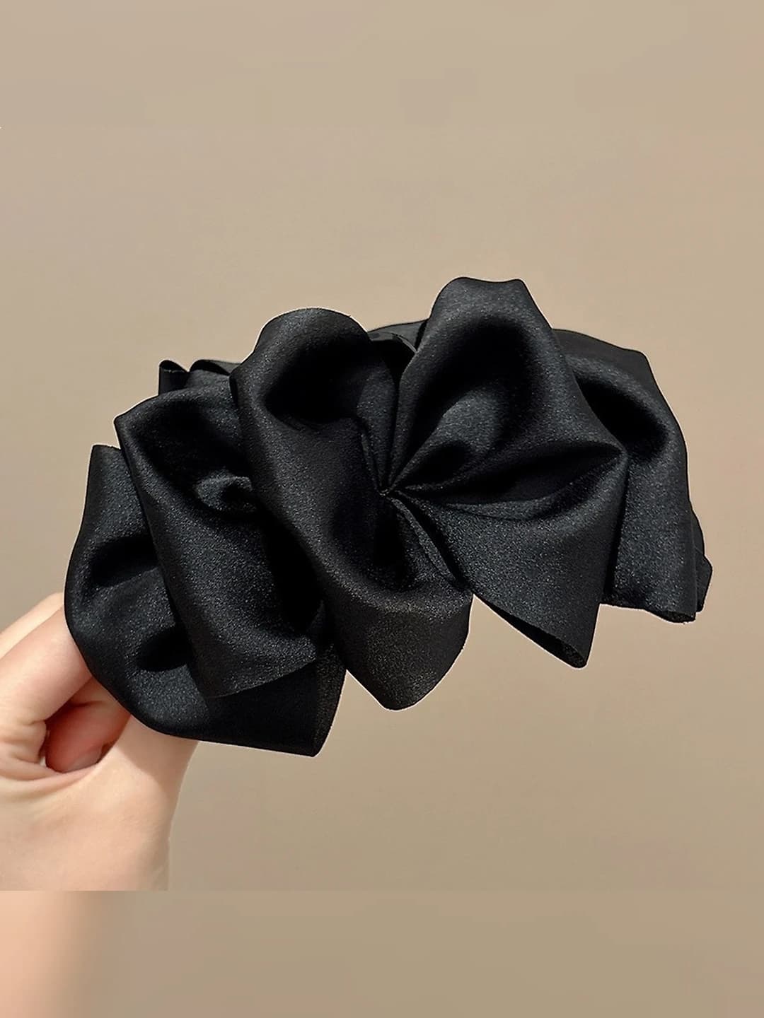 2# Чёрный облачный пузырчатый средний зажим ~11 см