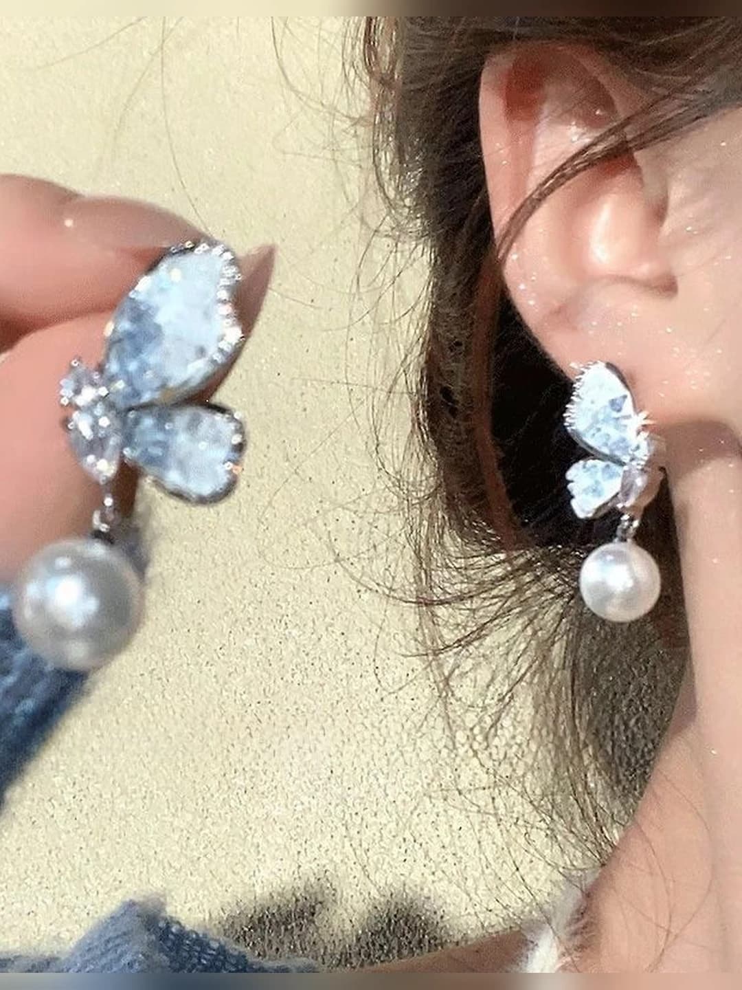 Sea salt bow pearl studs