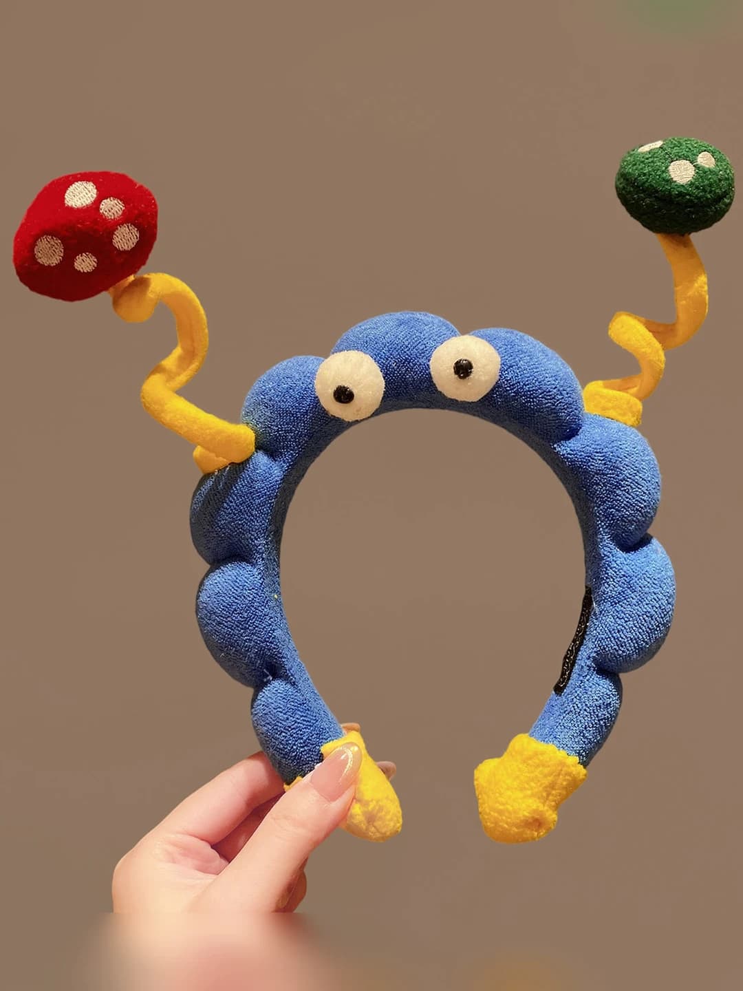 Cute face-washing headband