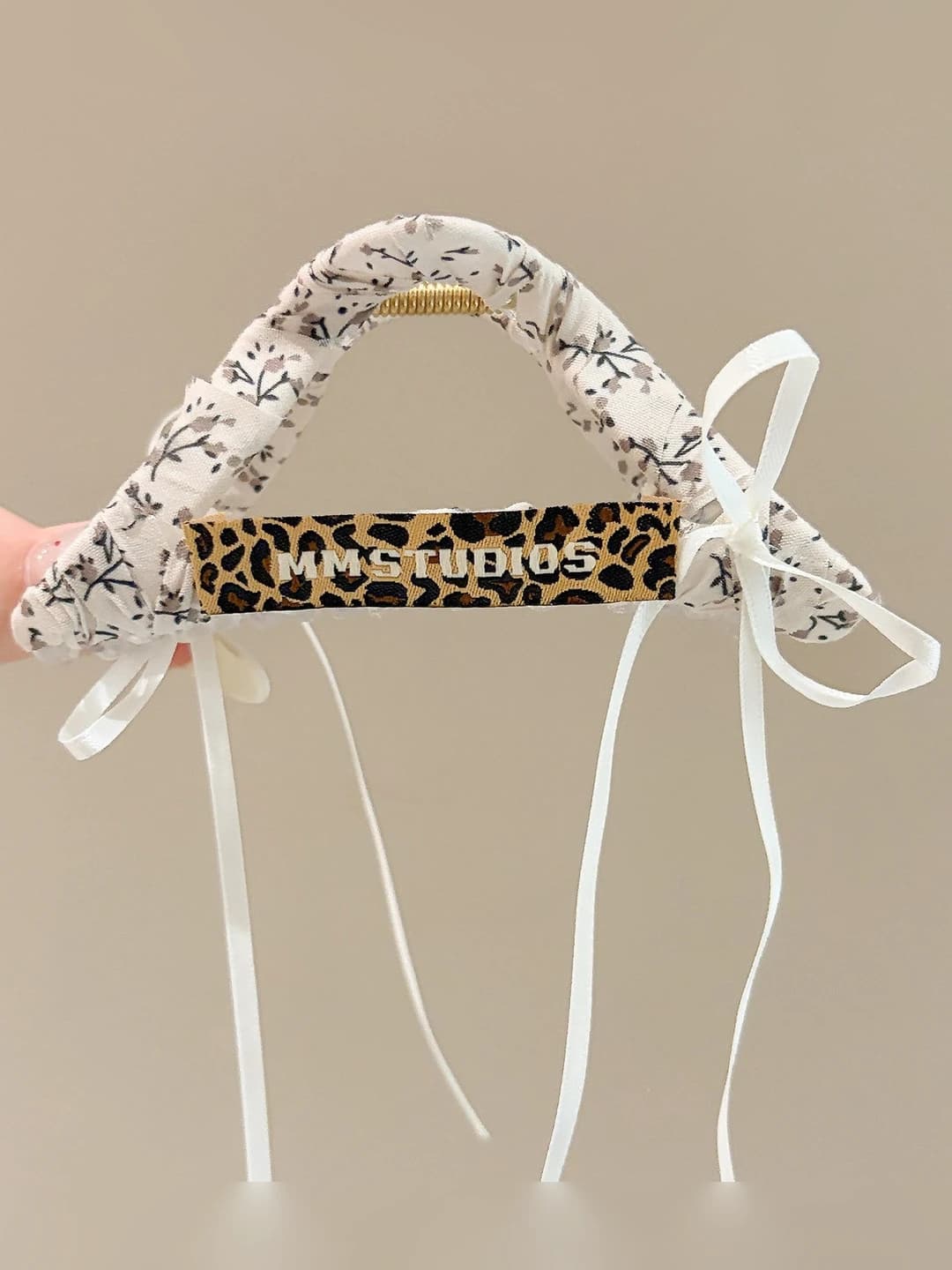 1# Floral leopard triangle, 11 cm