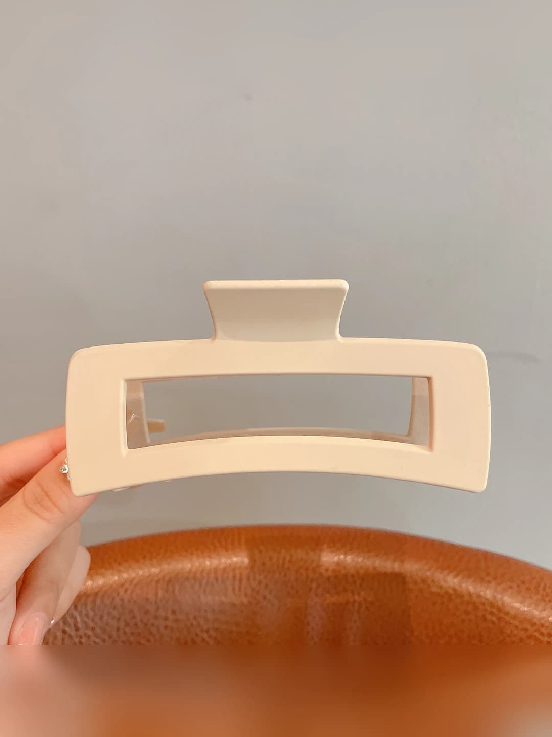 Large khaki square clip 13 cm
