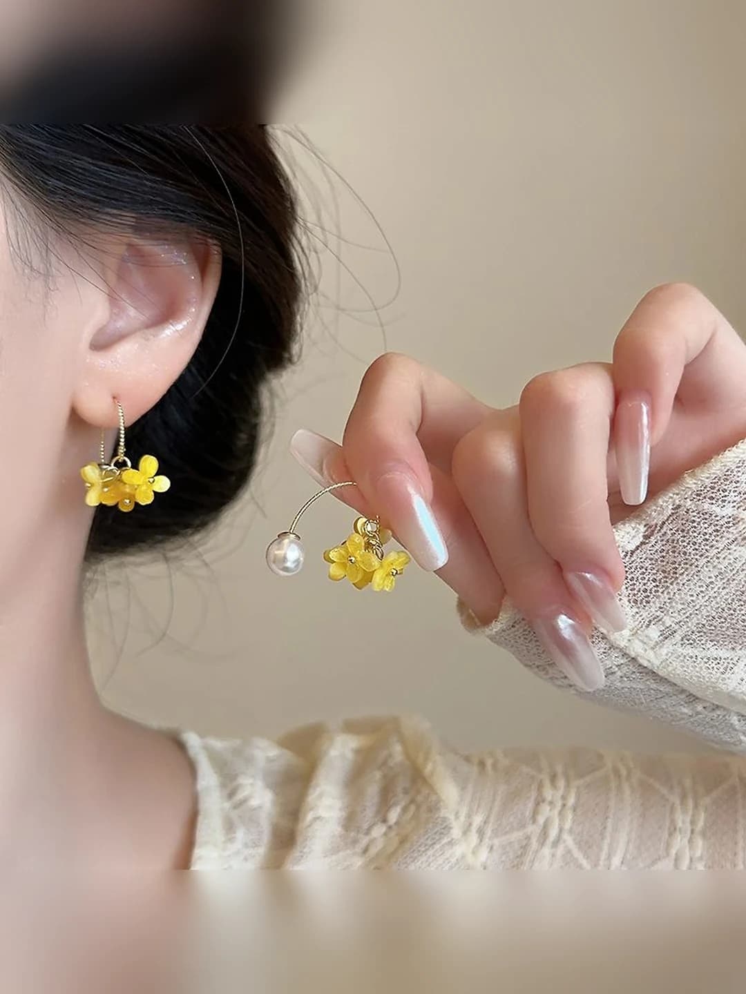 Women's retro style floral pearl tassel earrings