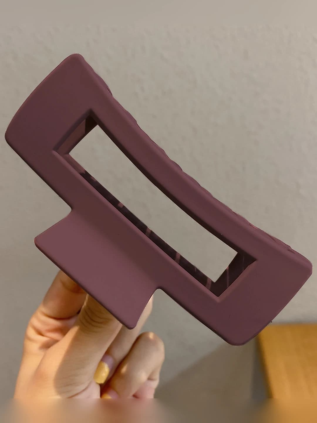 17# Lilac square clip