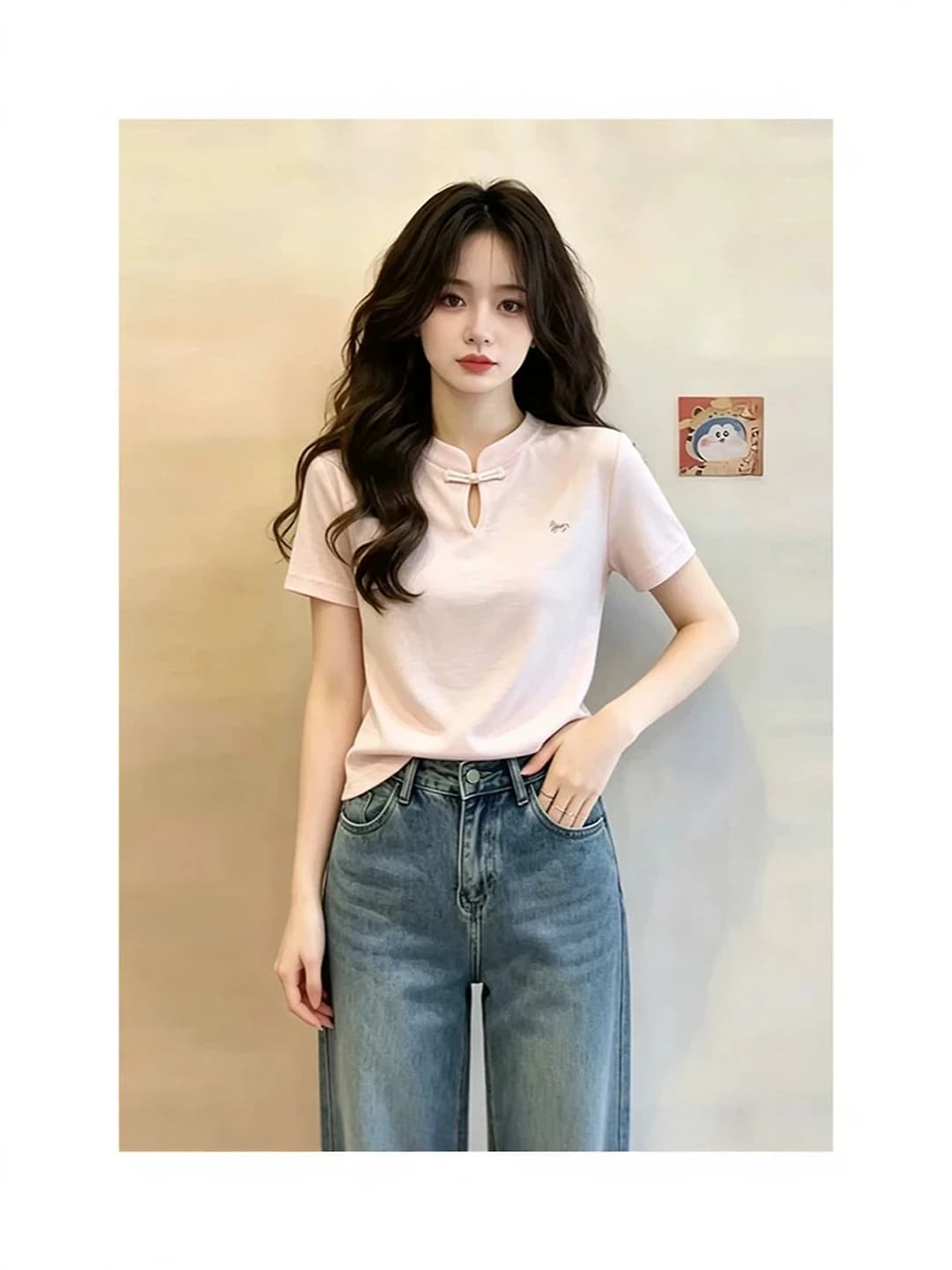 Women's retro embroidered pink short-sleeve t-shirt with frog closure collar