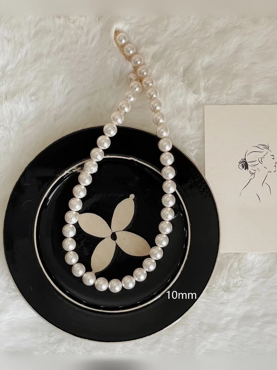 10 mm bright pearl necklace