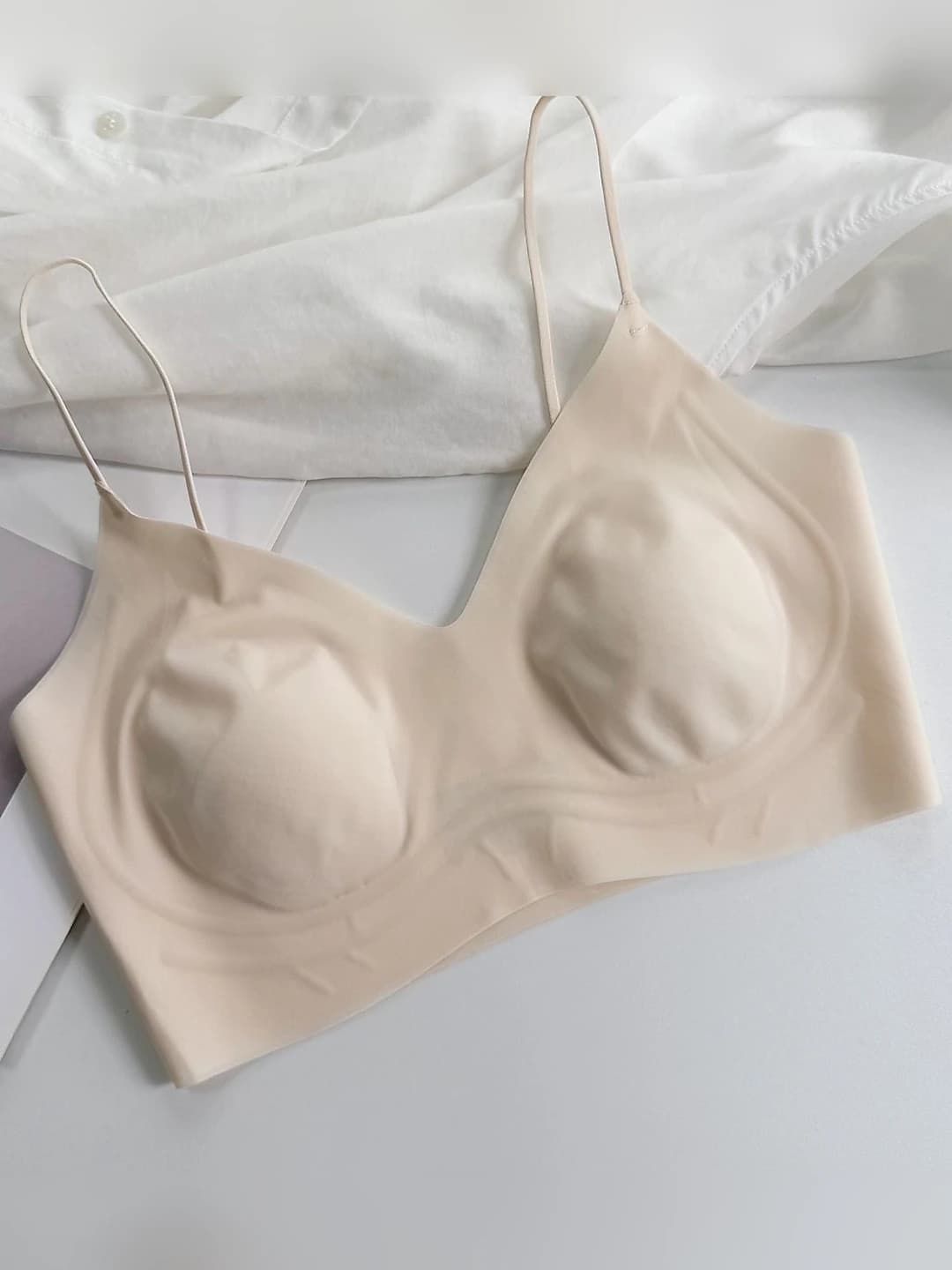 White (with lining)