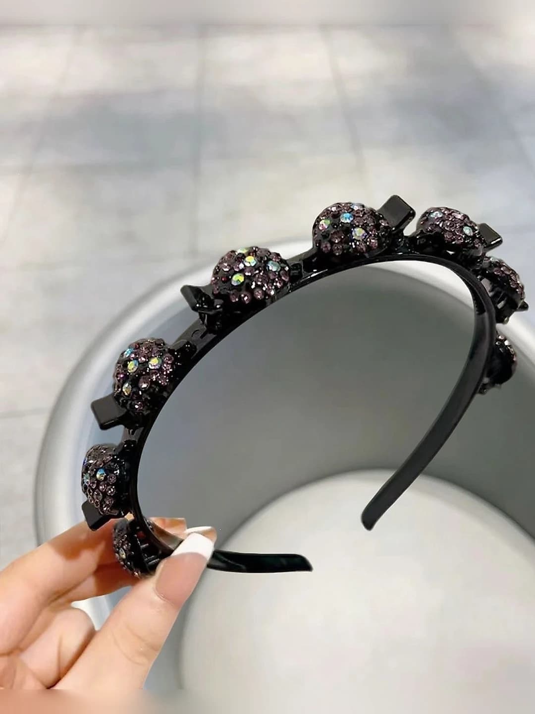 Black headband, acrylic and rhinestones