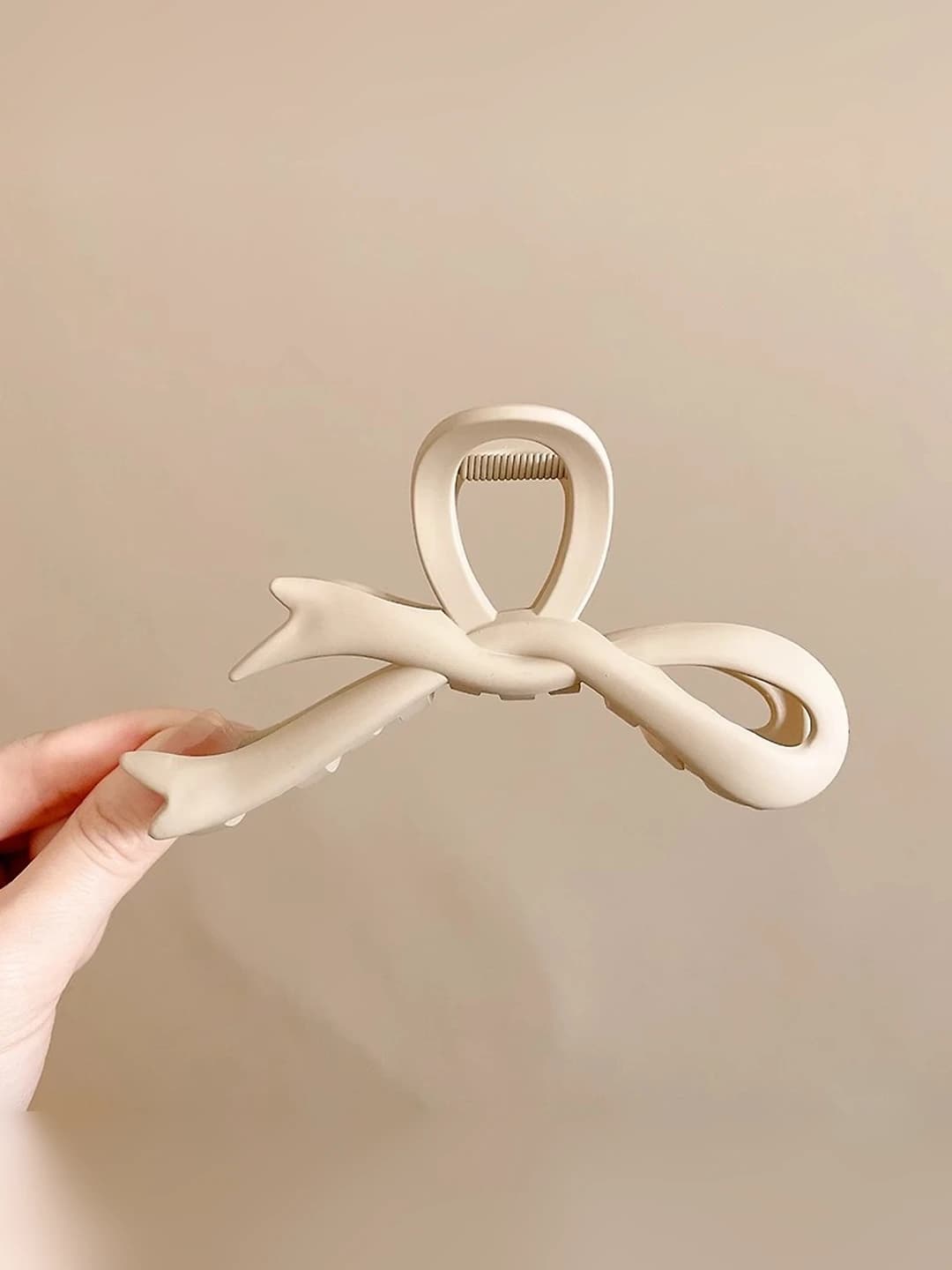 Milk coffee bow