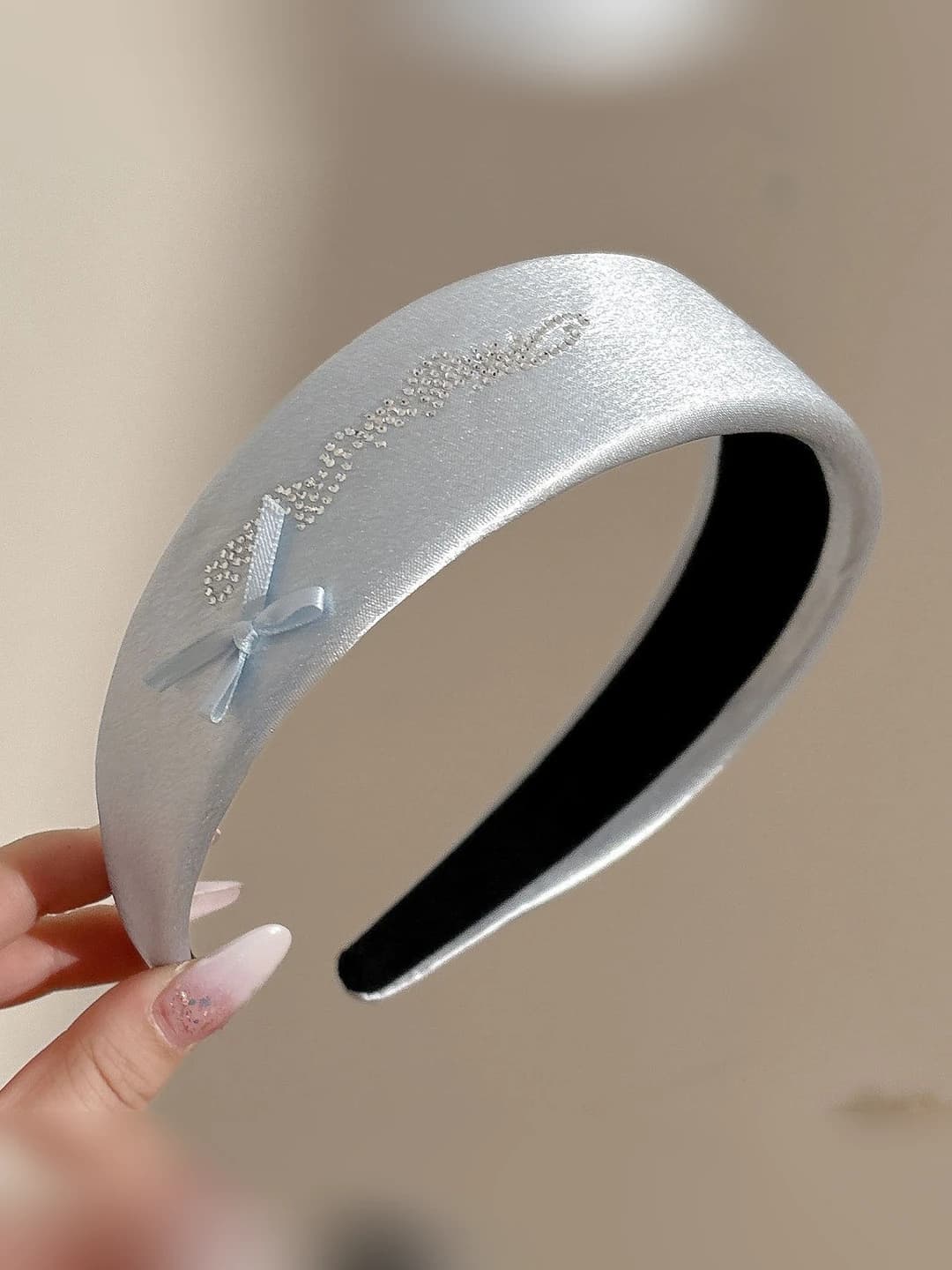 1# Blue headband, diam. 13.5 cm