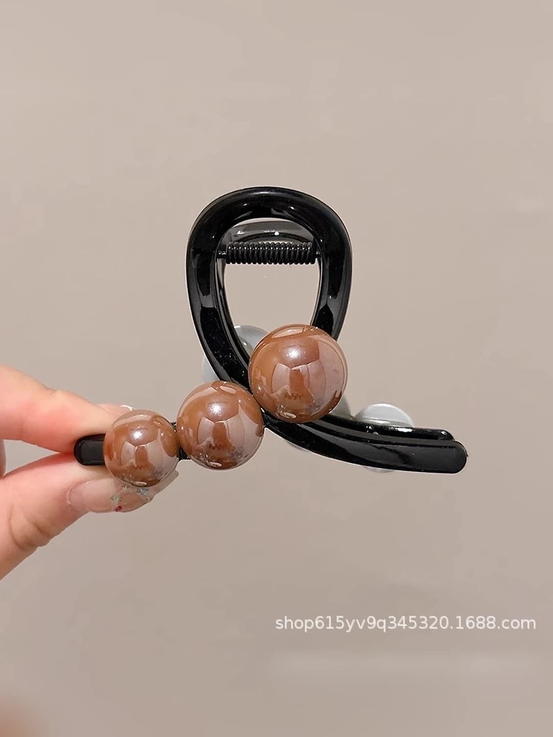 1# Glossy black bg clip, 8 cm, dark coffee pearl