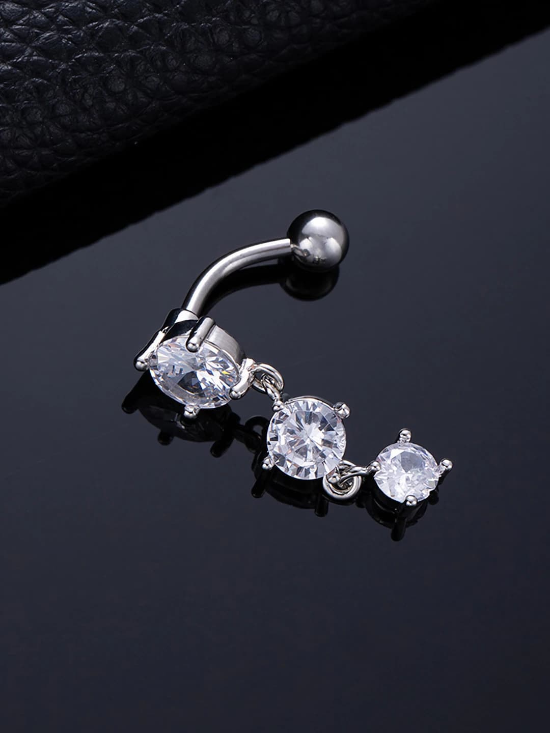 Silver three large circles zircon