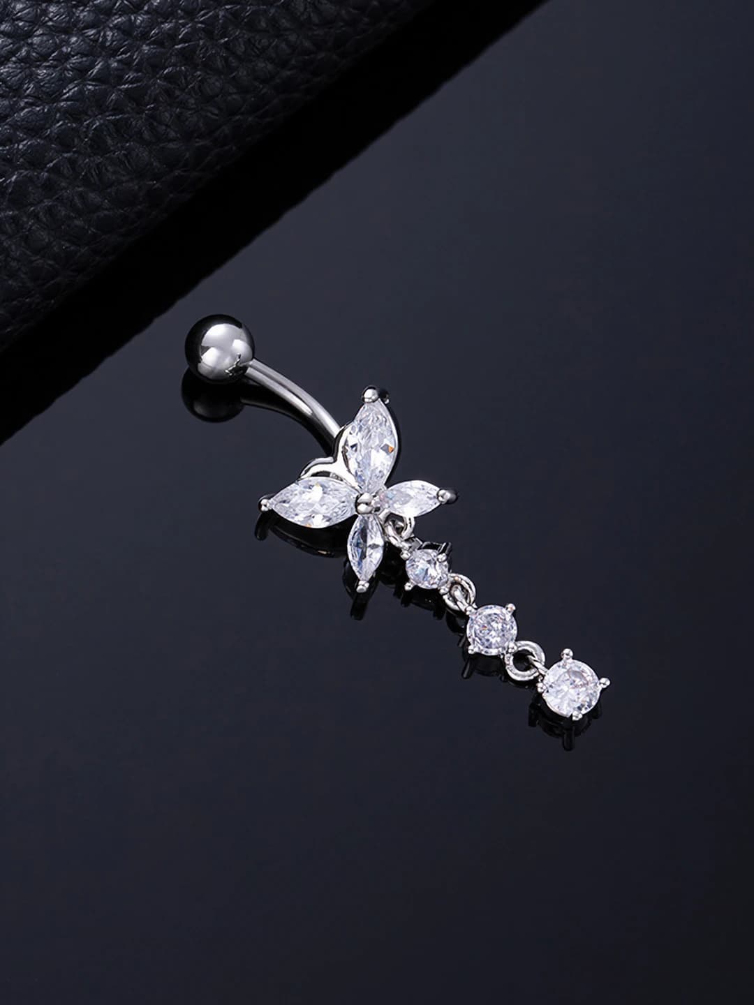 X677-45 Three round zircon butterfly silver