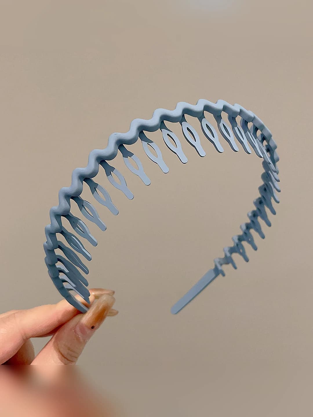 Teal-grey wavy