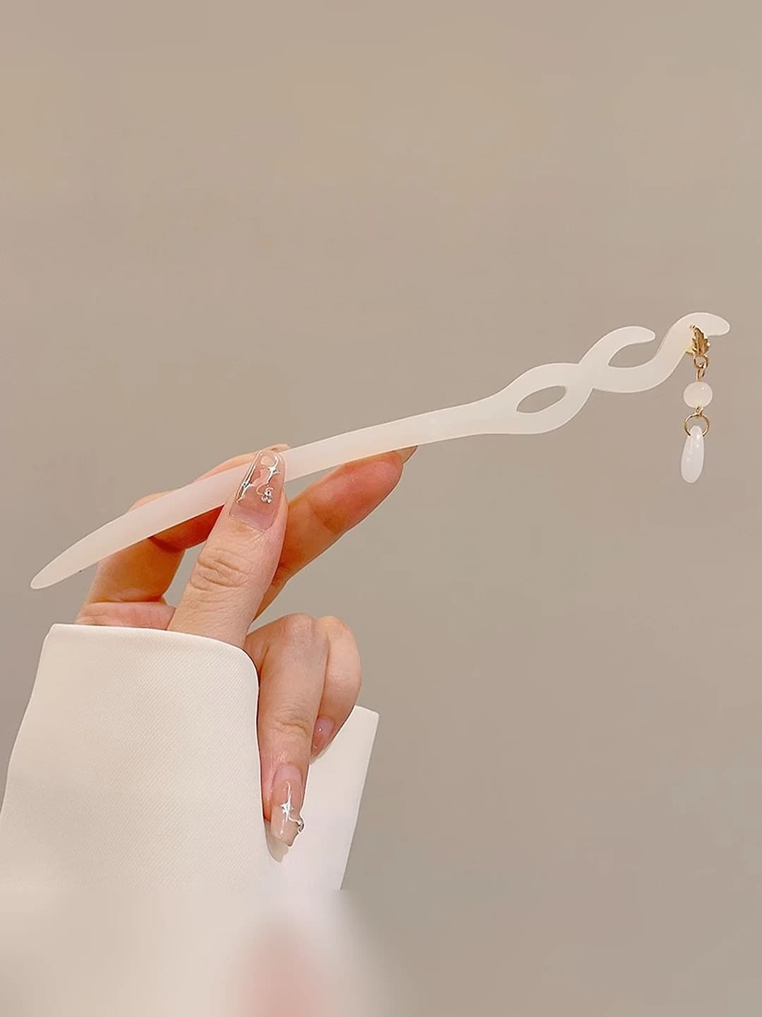 10# White jade 8 charm hairpin