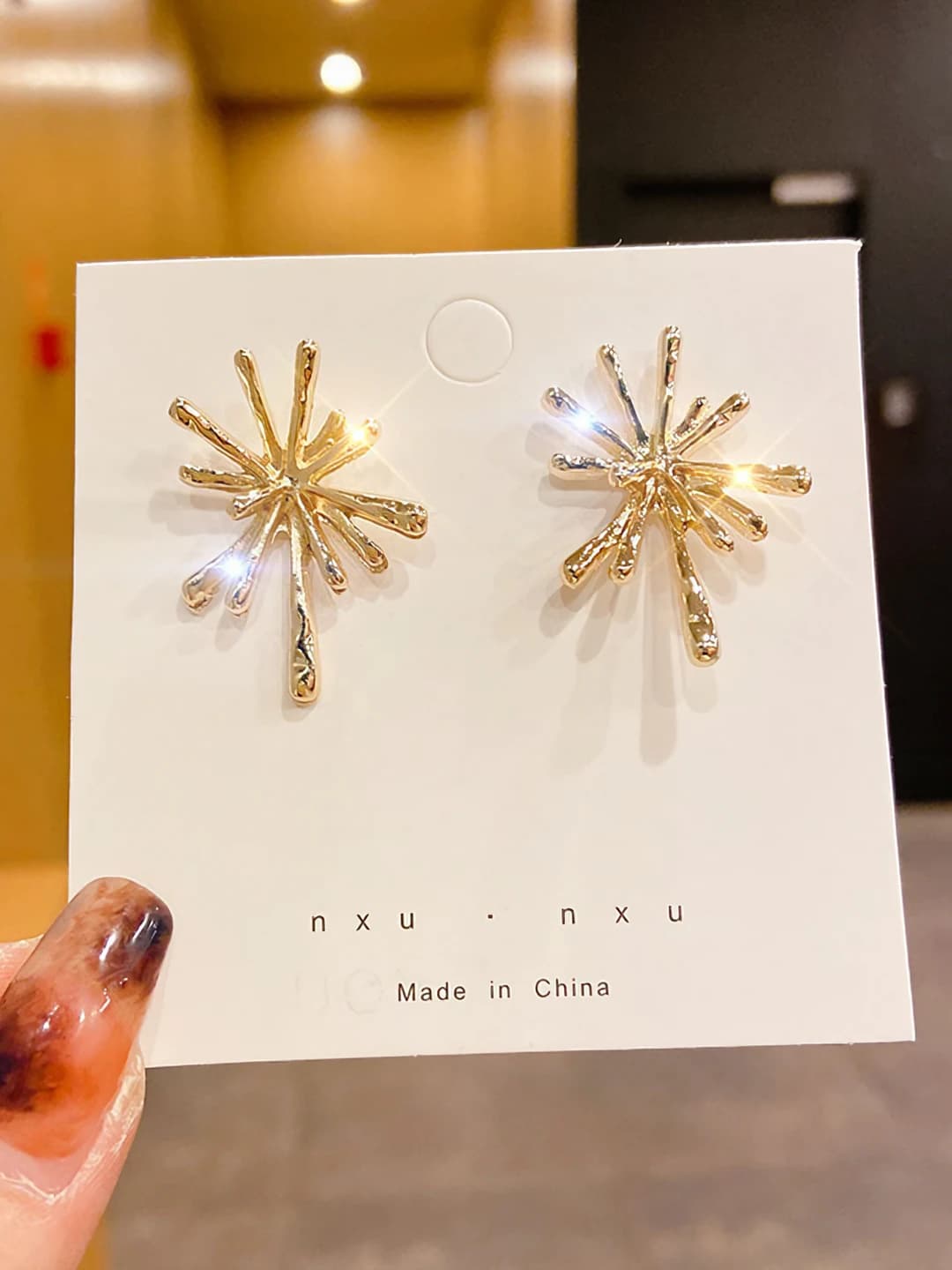 Irregular gold