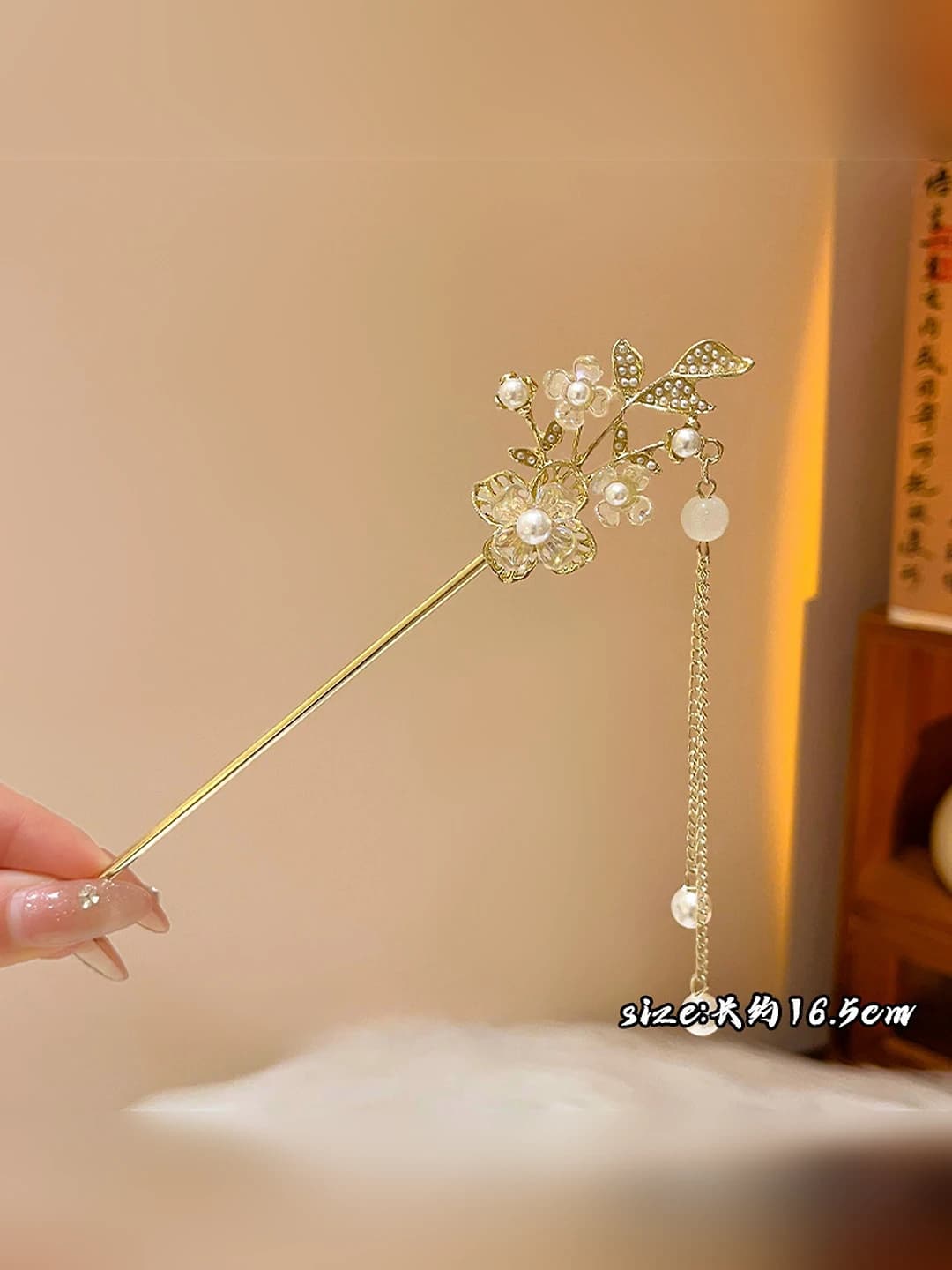 Pearl leaf flower - gold