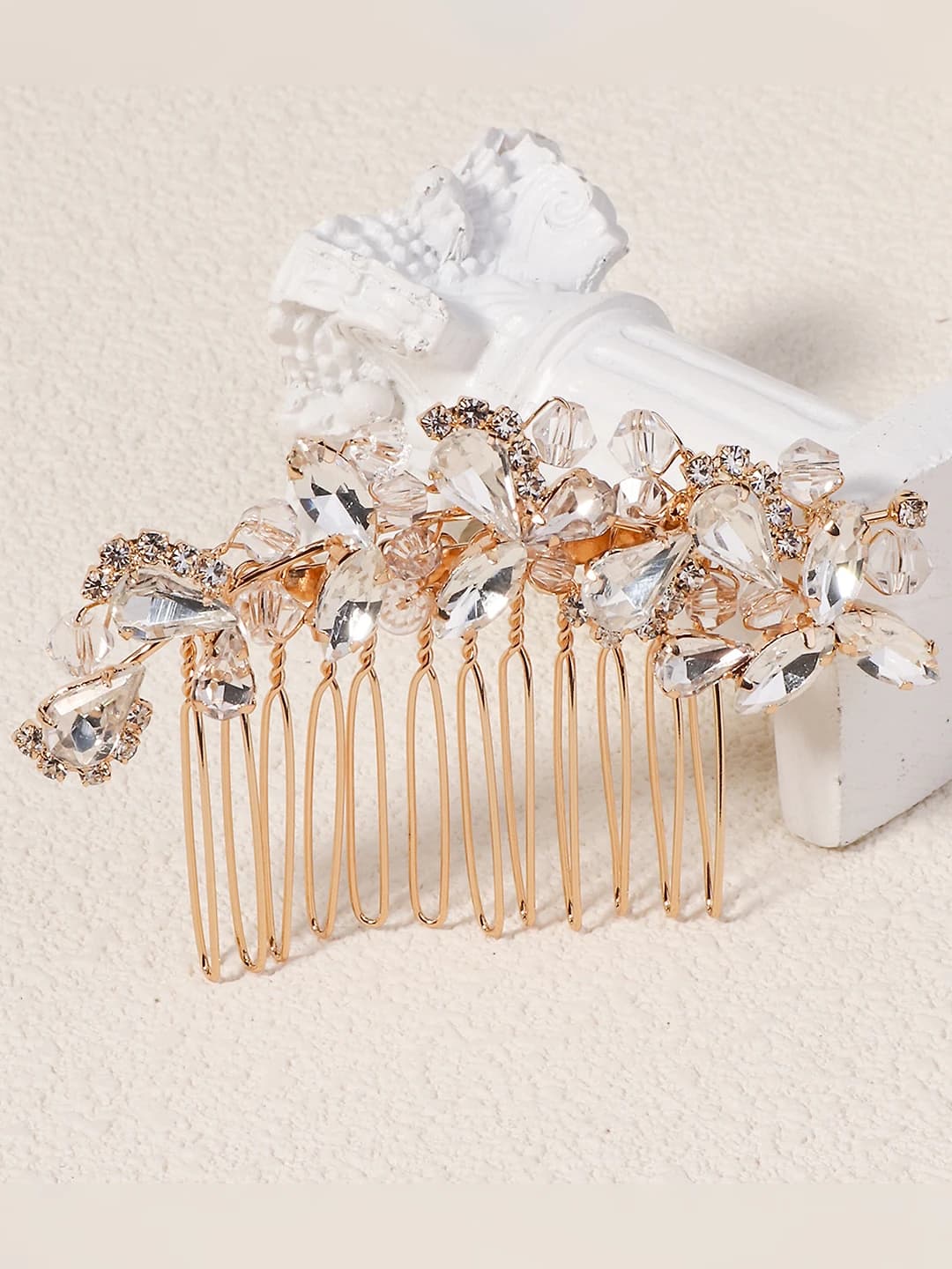 Women's crystal rhinestone hair clips and combs, heart shape, white crystal, alloy, European and American style