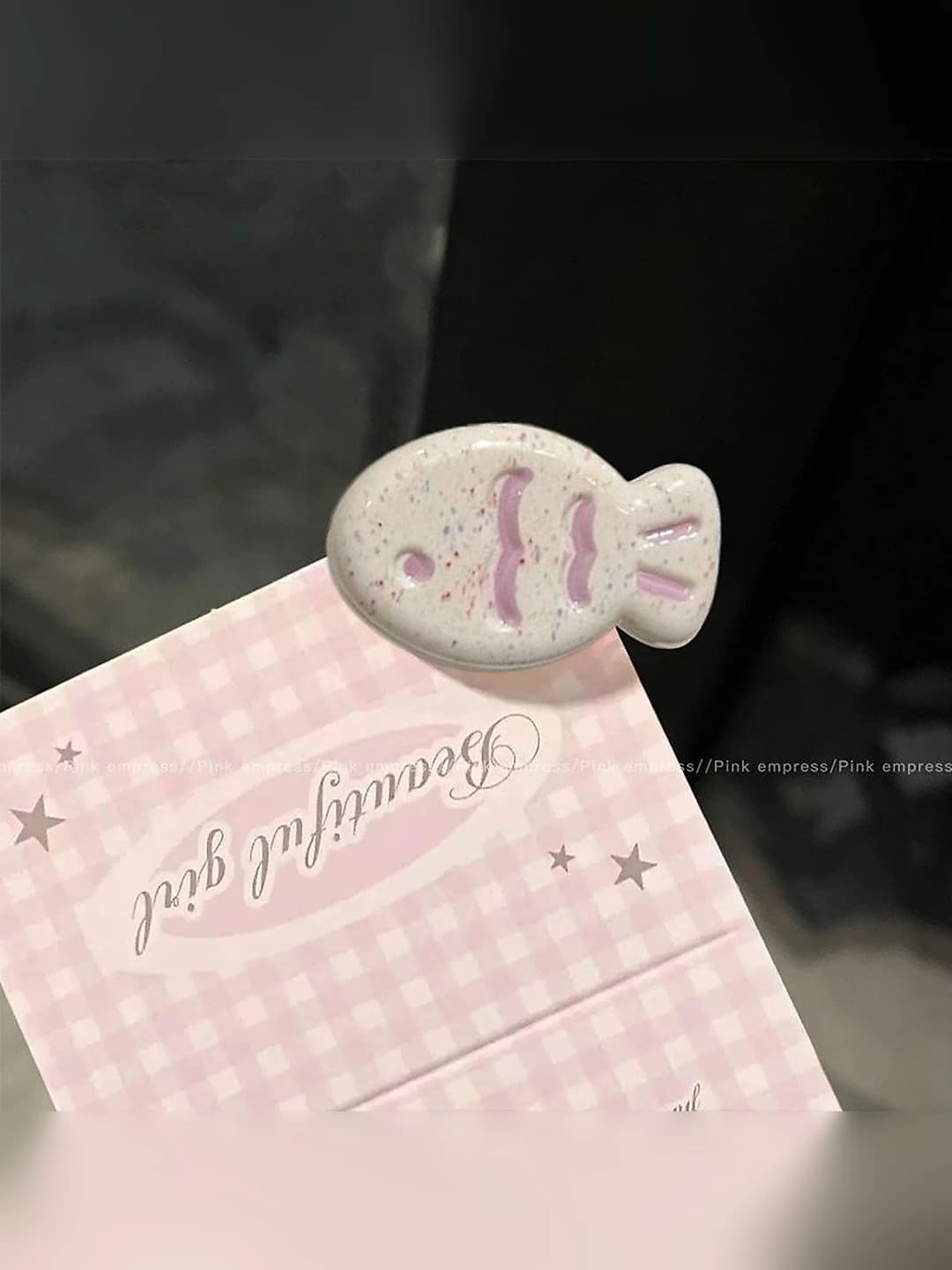 Print off-white fish clip 3.2 cm