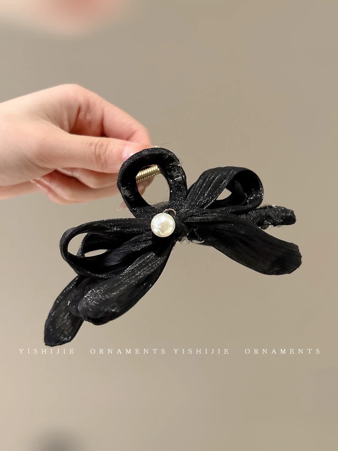 Black 13 cm