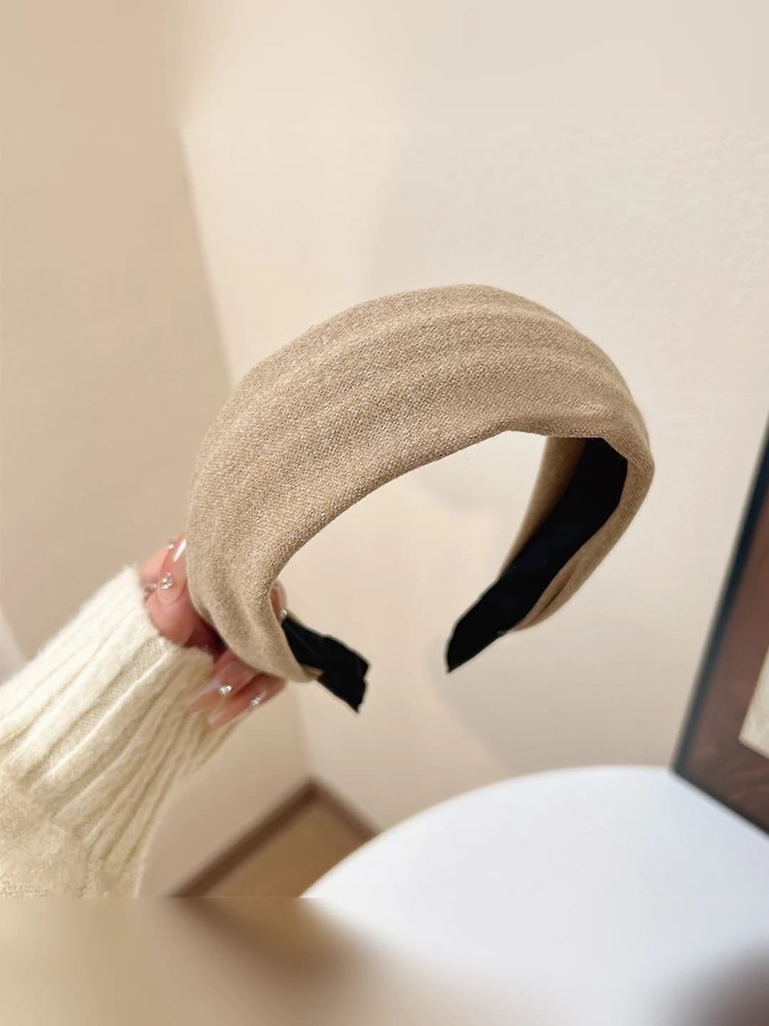 7# Khaki wide edge, 6.5 cm, base 2.8 cm