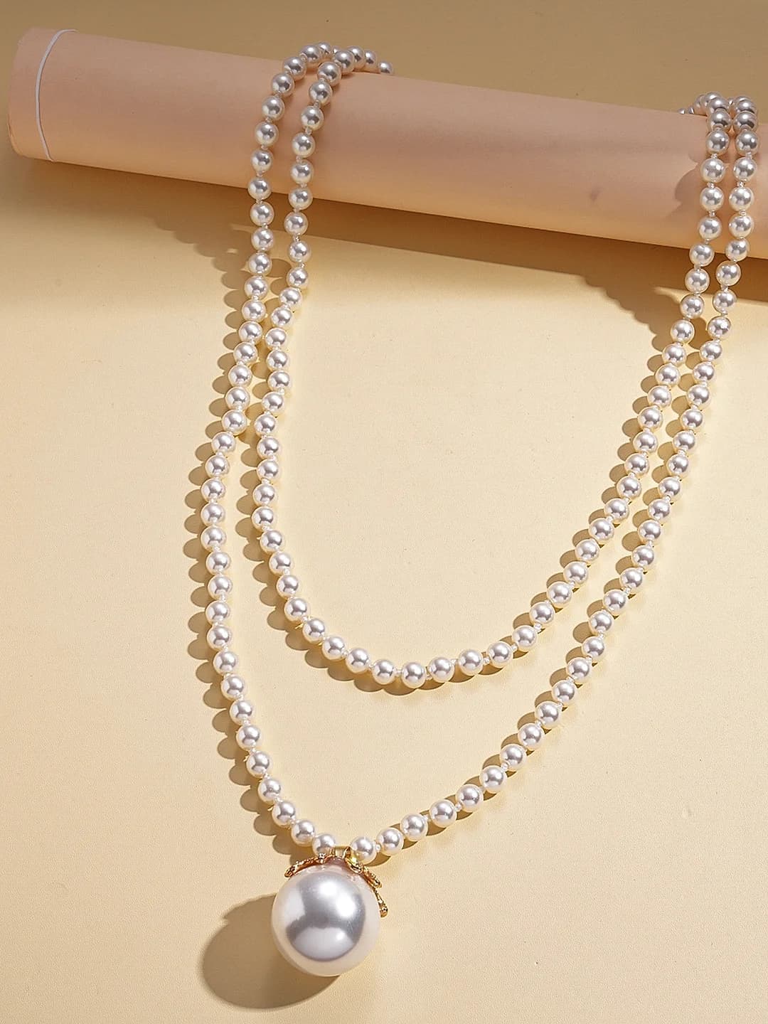 Necklace-White-Pendant