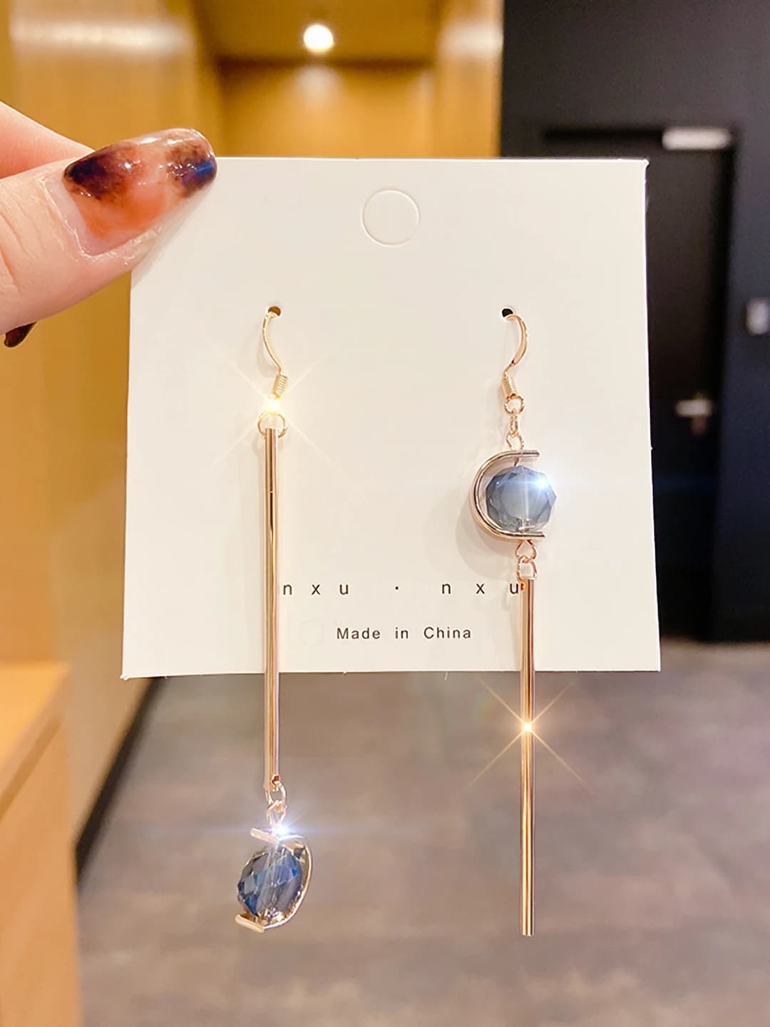 86# Blue Ear Hook