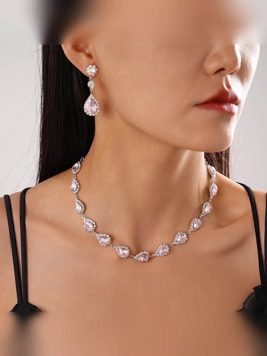 Women's 41-50 cm, 43 g, crystal, teardrop-shaped, light luxury style, fashion and office, natural design element, choker necklace