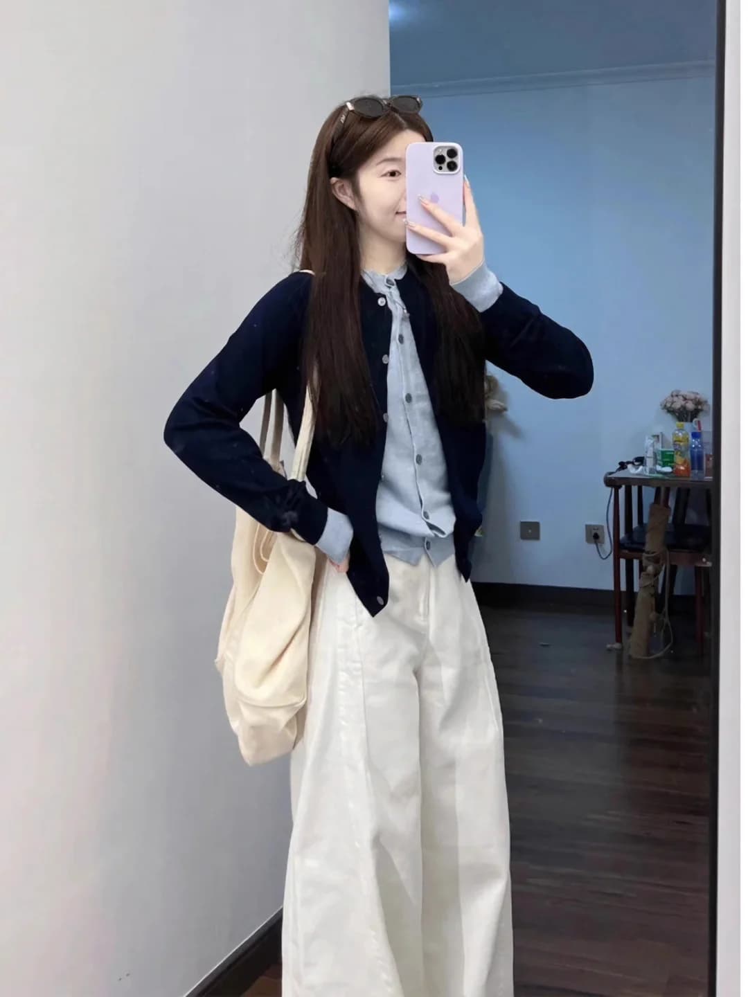 Navy contrast blue