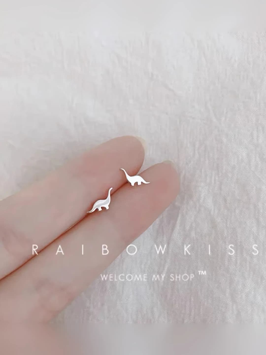 8# Small studs - Mini dinosaur