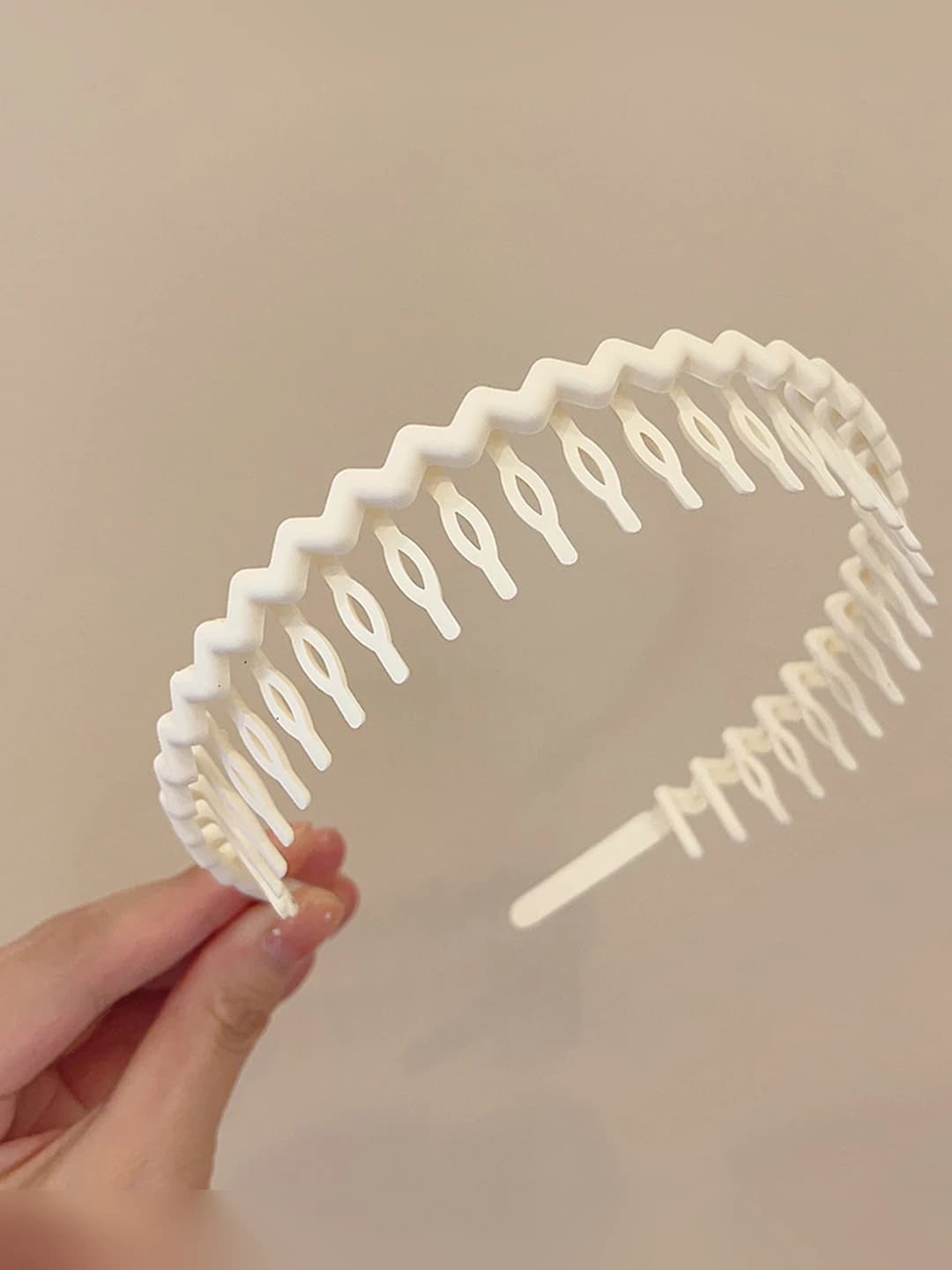 12#Off-white wavy