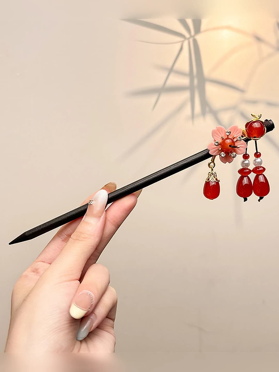 7# Pink small flowers with red pendant hairpin