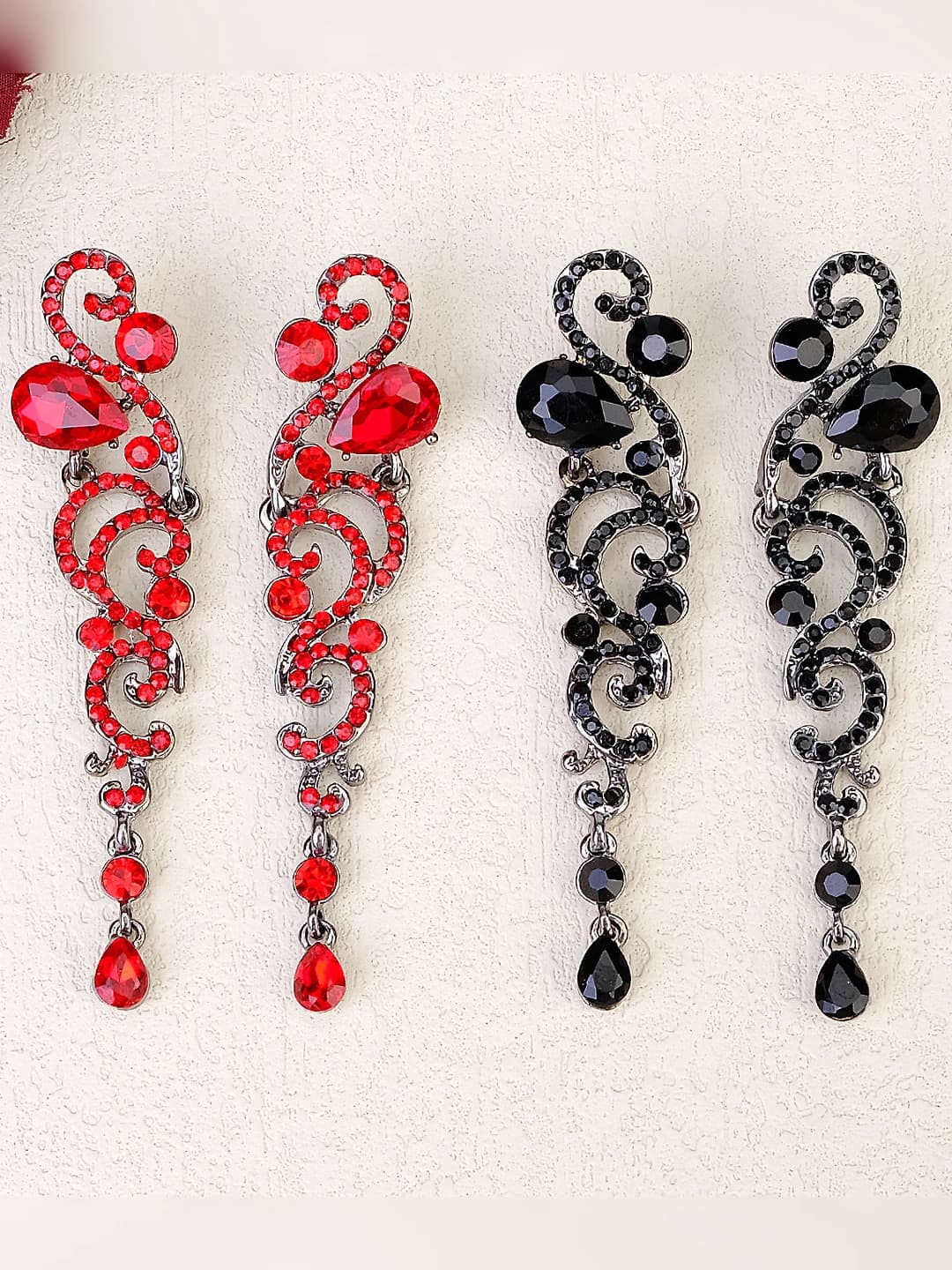 Women's French retro style geometric teardrop rhinestone drop earrings for wedding, Halloween, banquet and party