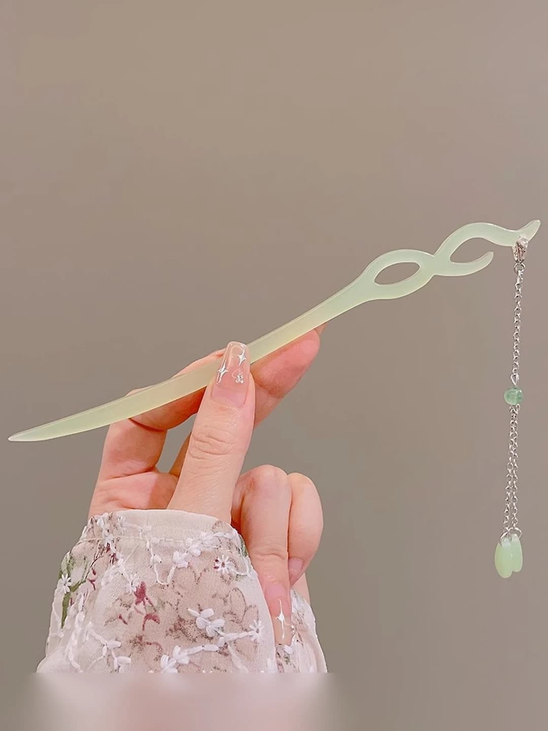 27# Green long tassel variant