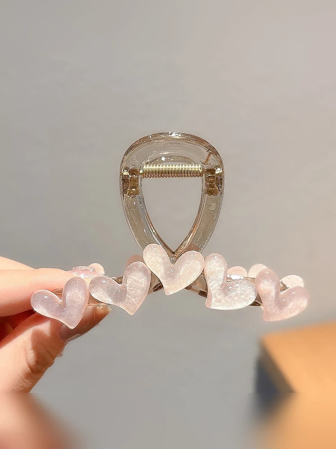 2# Light pink heart clip