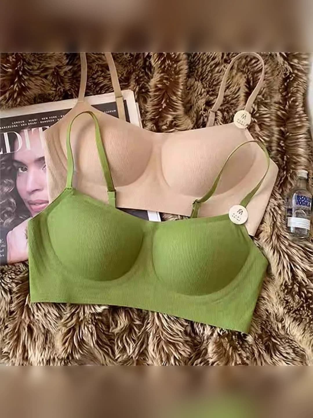 Women's tank top style breathable wireless bra, 3/4 cups, thin top and thick bottom, 3-row back closure, casual style