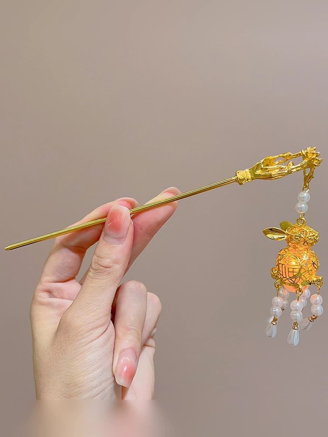 38# Gold rabbit hairpin [White] with light
