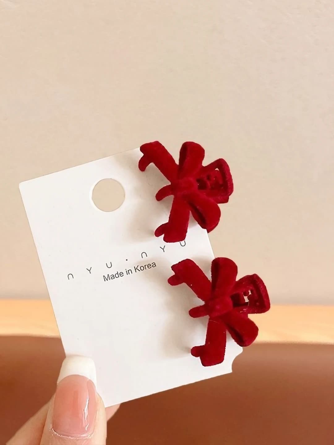 3#Red ribbon plastic clip 1 pair