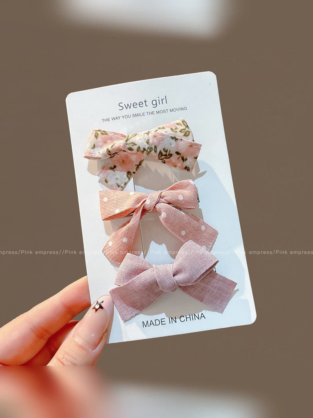 2# Pink circle - Pair clips ~4.5 cm, bow ~5.5 cm