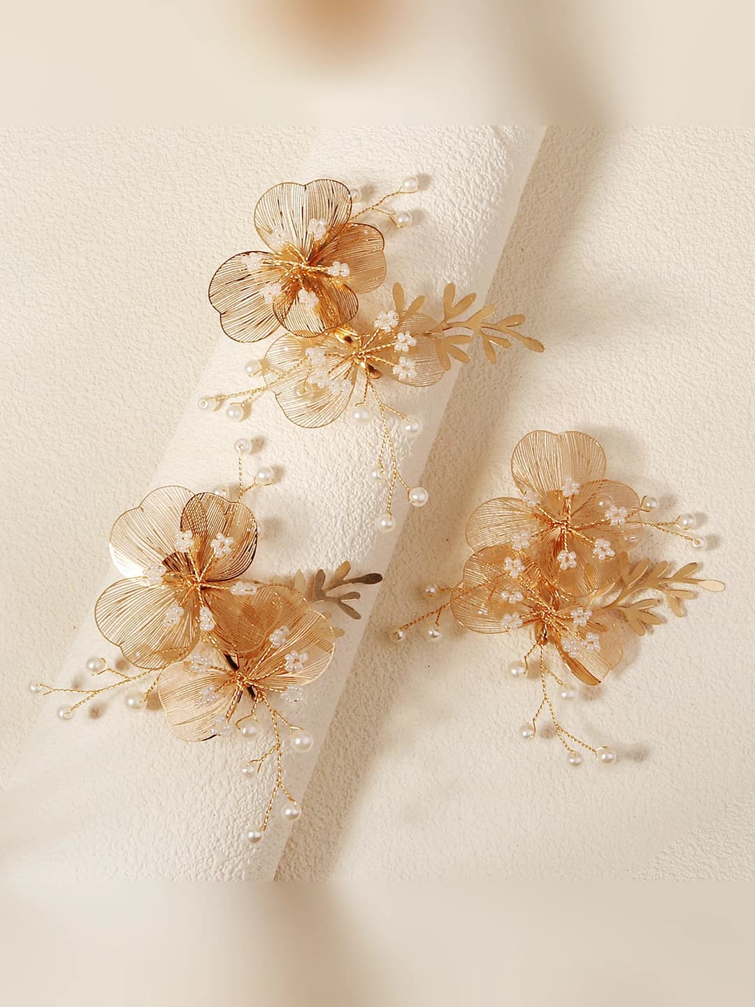 Women's hair accessory sets: gold openwork floral hair clip set, retro style, beautiful forest style wedding and ball party accessories