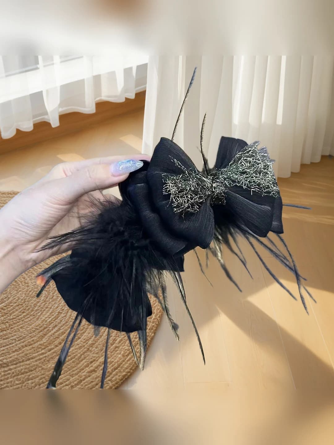 Women's hair clips and combs with feathers and double bow, black
