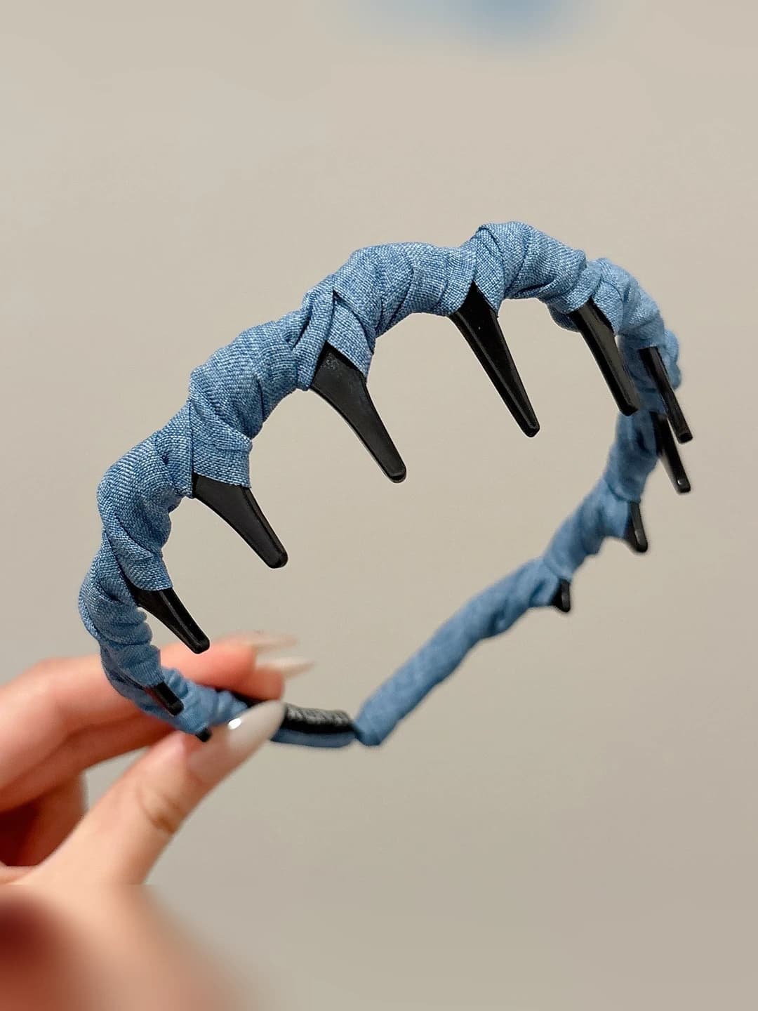 Light blue toothed headband 3.5x12 cm