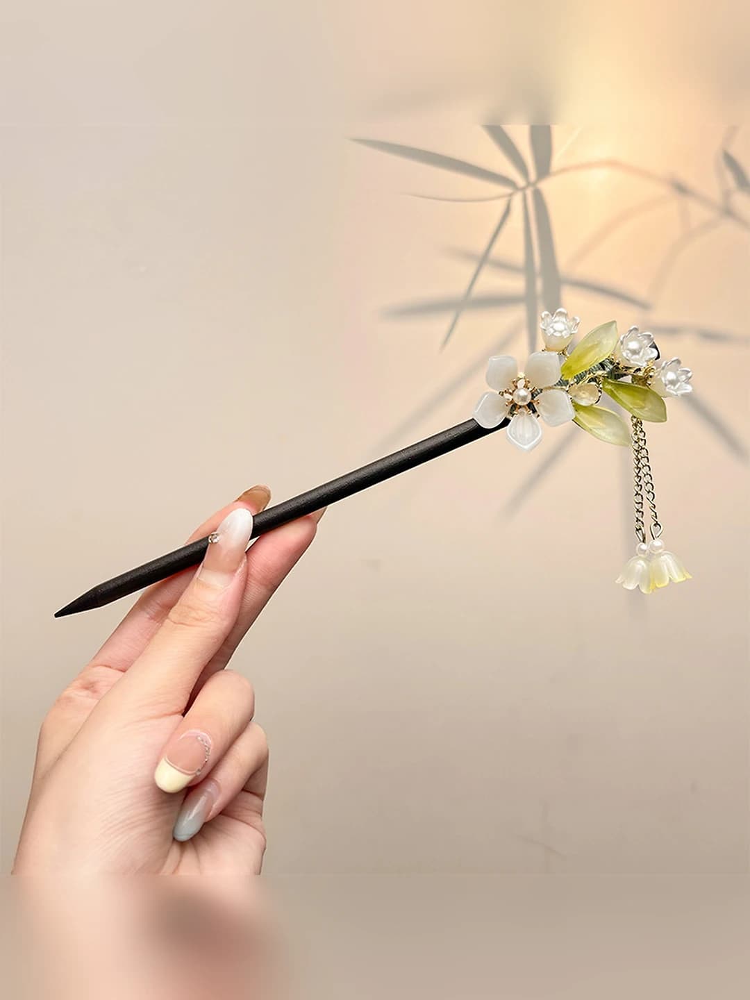 3# Green leaf flower (approx. 18.5 cm)
