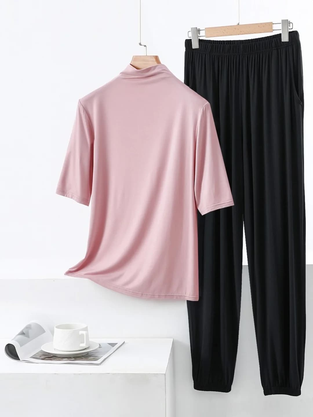Lotus pushti + Qora uzun shim