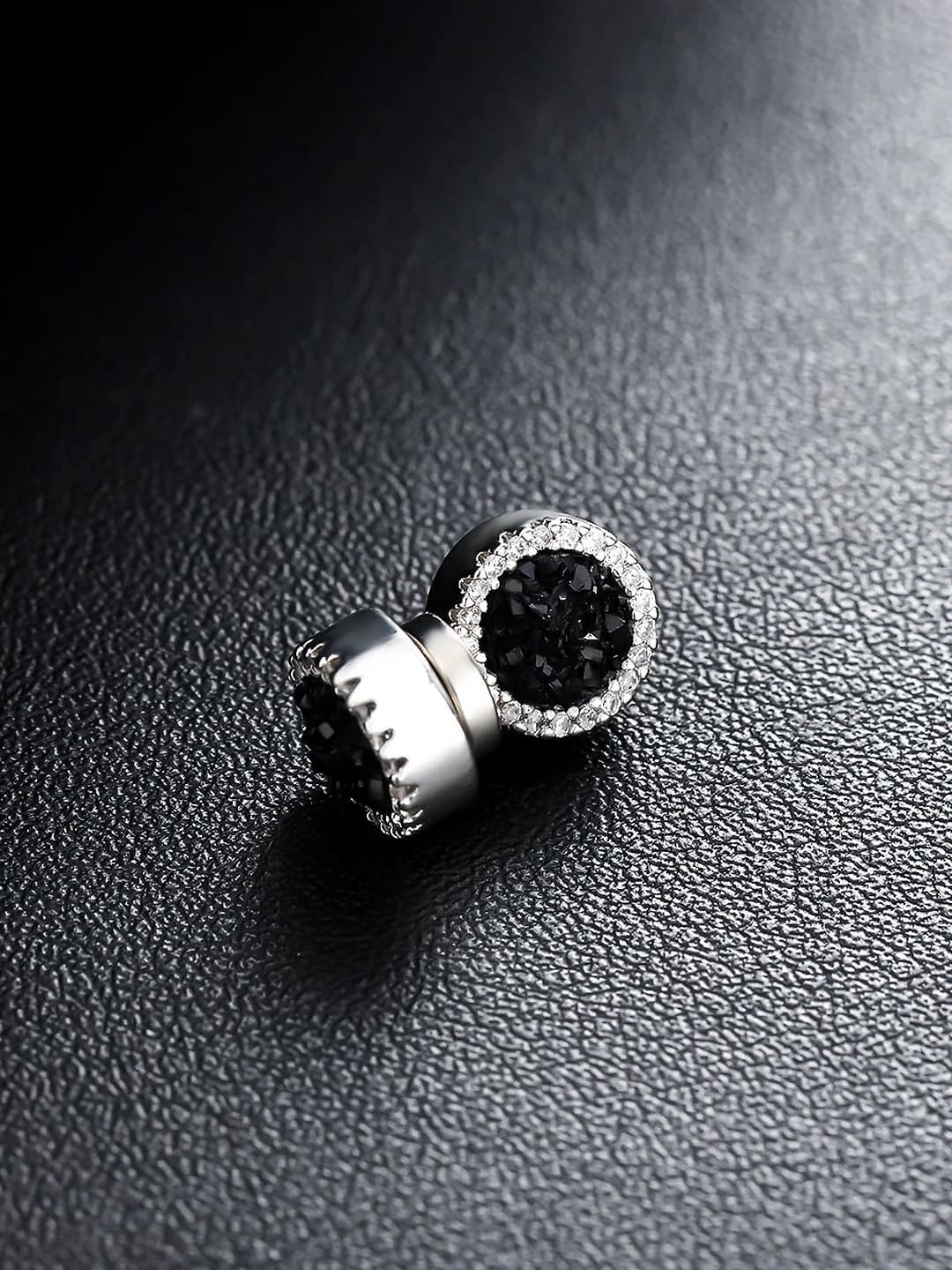 1# Black - magnetic earrings (pc)