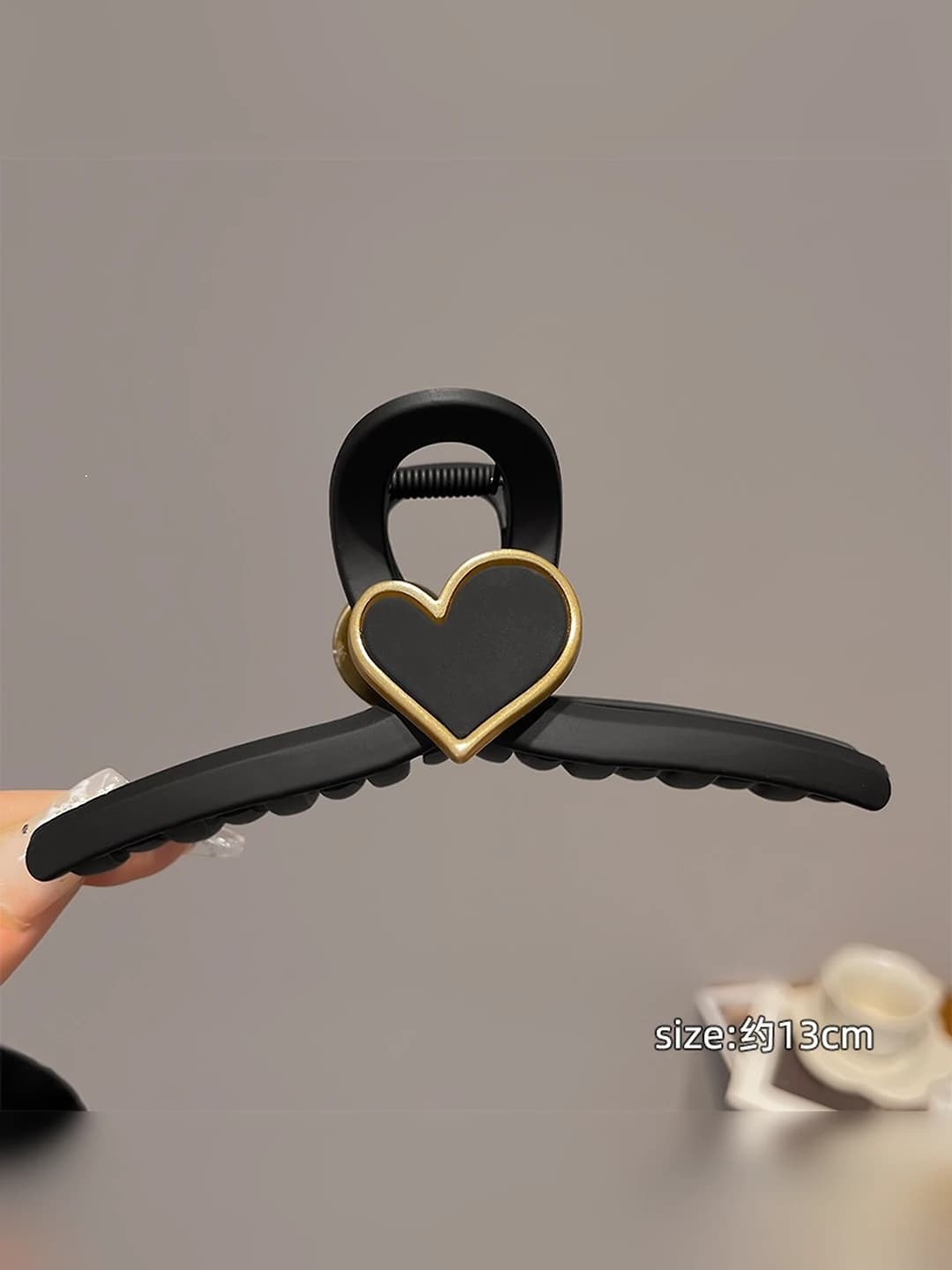 5# Black large heart clip, 13 cm