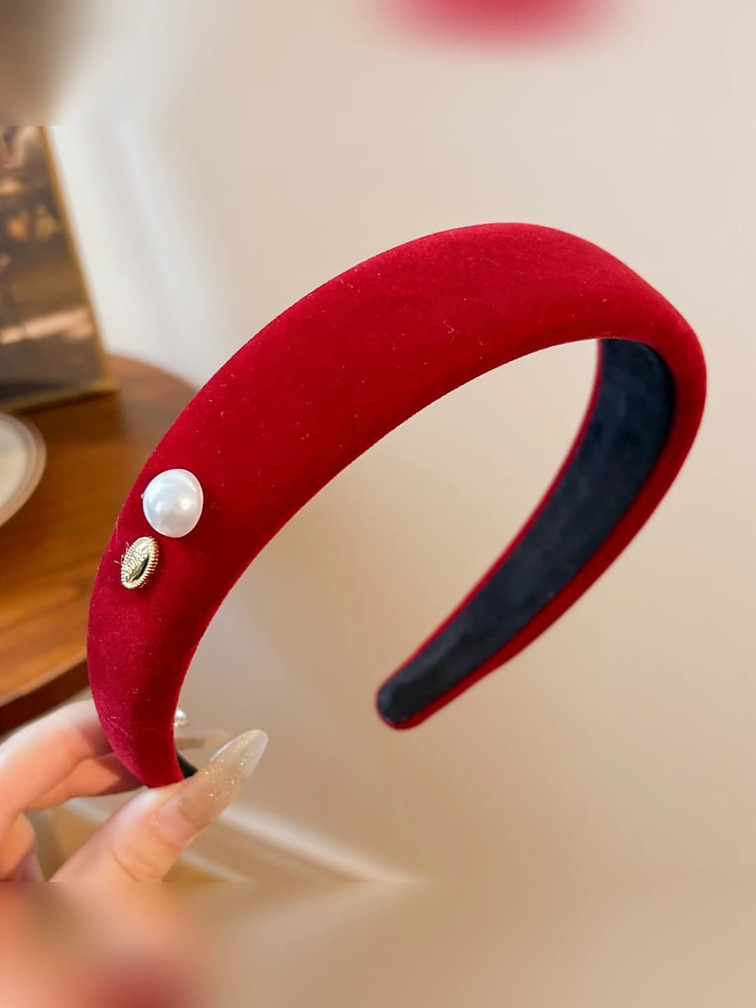 Pearl badge red headband