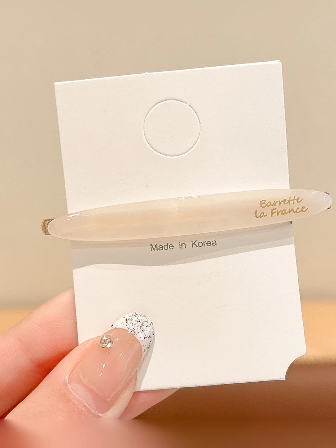 1# Colour-white, ~6.5 cm
