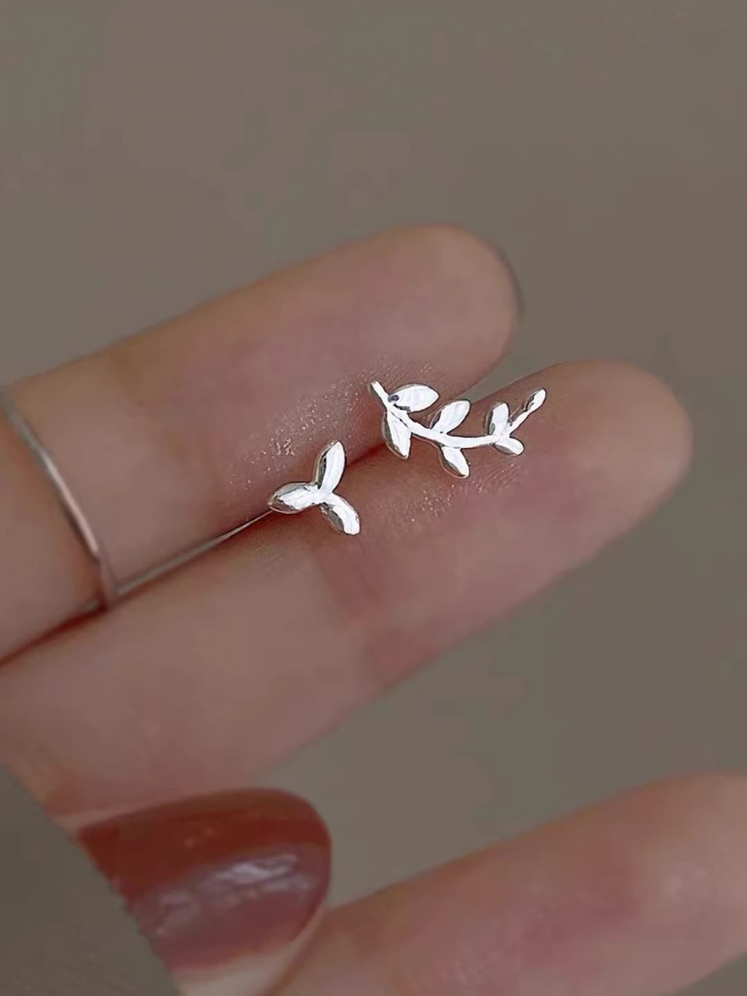 18# Small studs - Leaf