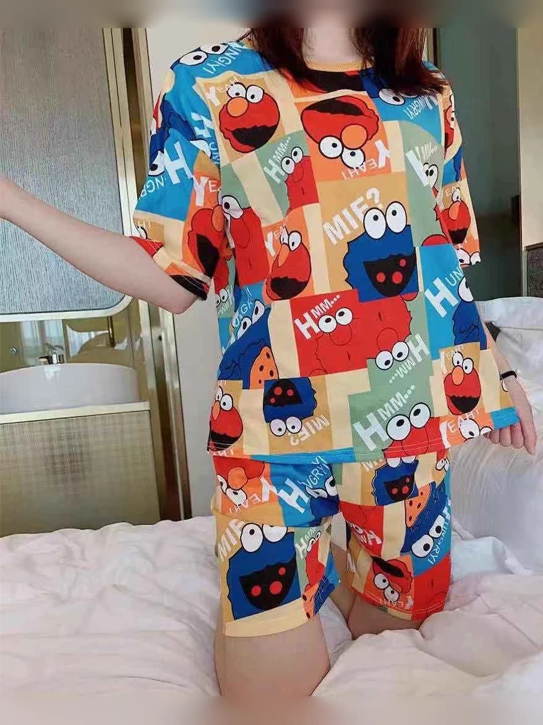 Ikki qisqa - Sesame Street