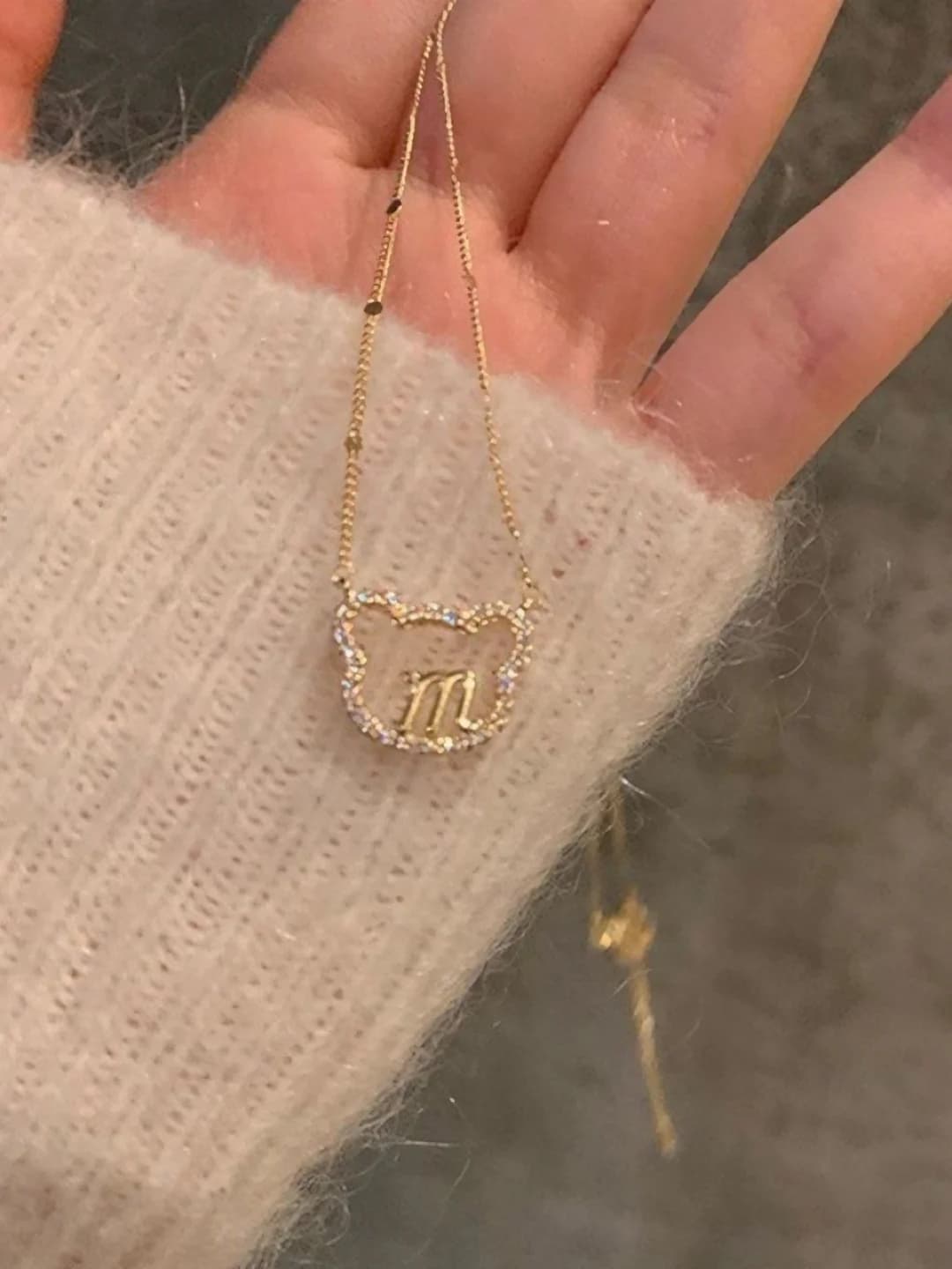 Gold kitten pendant